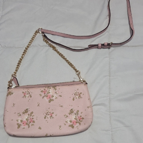 Coach Pink Floral Wristlet with Gold Chain - Picture 2 of 8